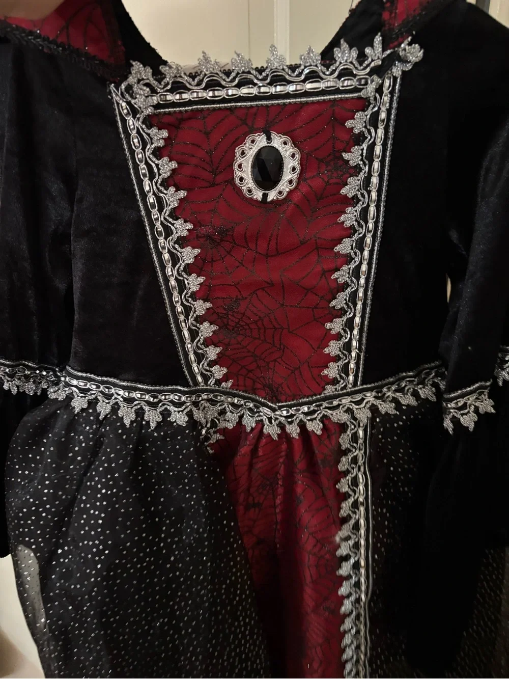 Cracker Barrel Vampire Queen Girl Costume size 6/8